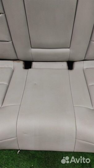 Сиденья задние комплект Mercedes Benz E-class W21