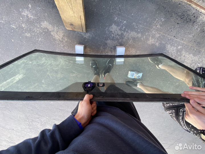 Лобовое стекло на mitsubishi outlander 2013