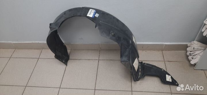 Подкрылок передний левый Hyundai Elantra (JD), i30