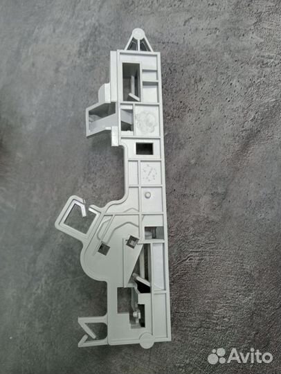 Ответный механизм крючка двери свч P60D17L-D4