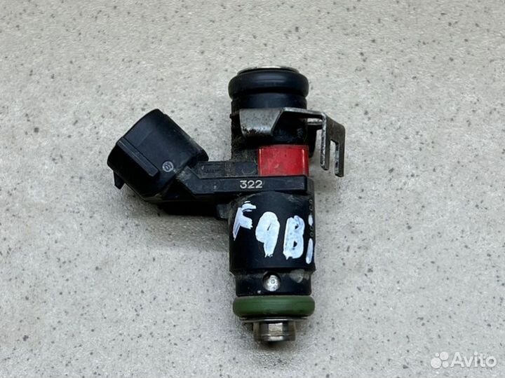 Форсунка инжекторная электрическая Skoda Fabia