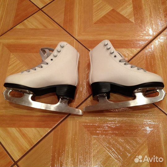 Детские коньки