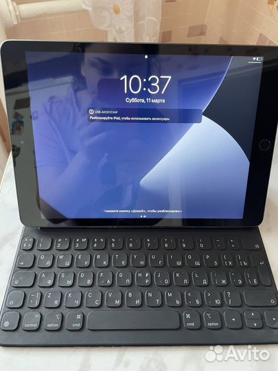 Клавиатура для iPad Smart keyboard