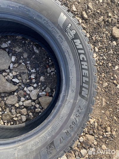 Michelin X-Ice North 4 SUV 225/65 R17 106T