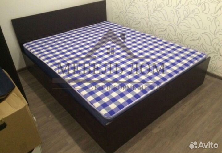 Кровать двухспальная