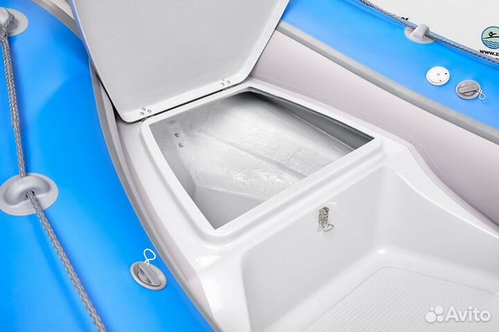 Лодка RiverBoats RIB-400 со встроенным рундуком