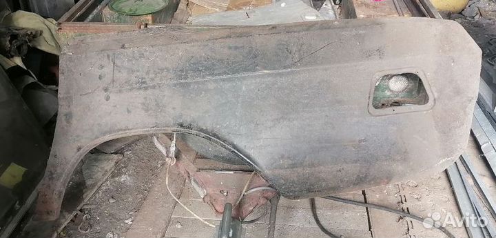 Крыло заднее волга 24