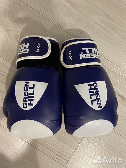 Боксерские перчатки 14 oz