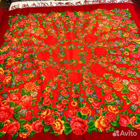 Платок шерстяной