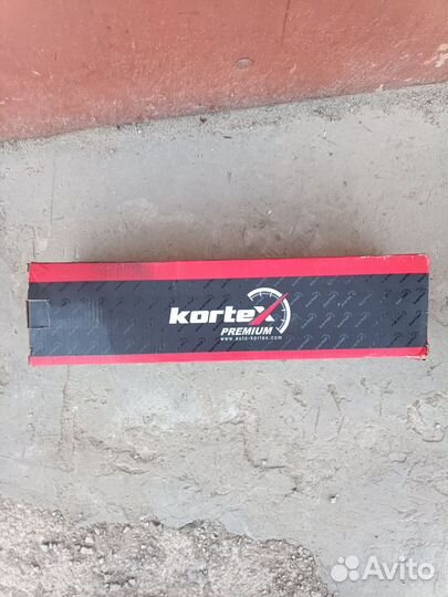 Рычаг нижний передний левый для mercedes W203