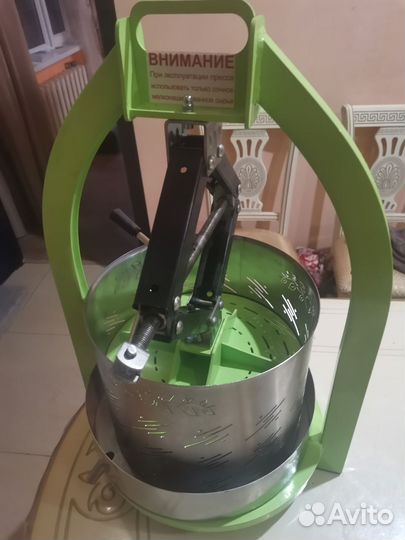 Пресс для отжима фруктов