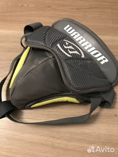 Защита паха вратаря Warrior