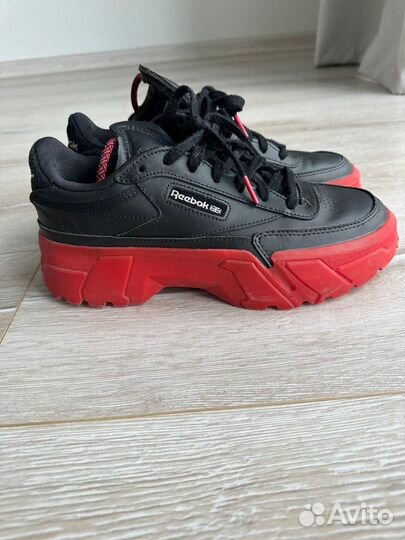 Кроссовки Reebok в коллаборации с Cardi B