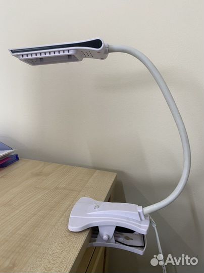 Лампа настольная светодиодная