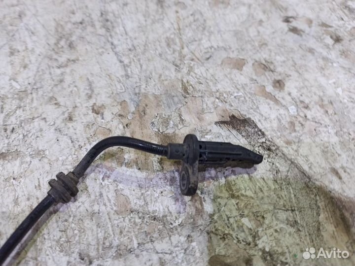 Датчик ABS задний A2229051000