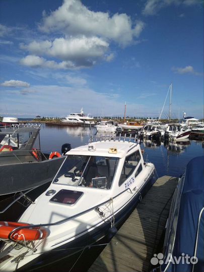 Аренда катера с капитаном прогулка на катере