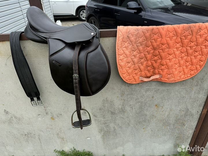 Седло скаковое гермида