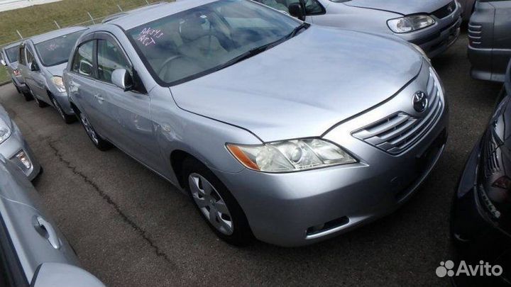 Уголок двери левый Toyota Camry ACV40 2azfe 2007