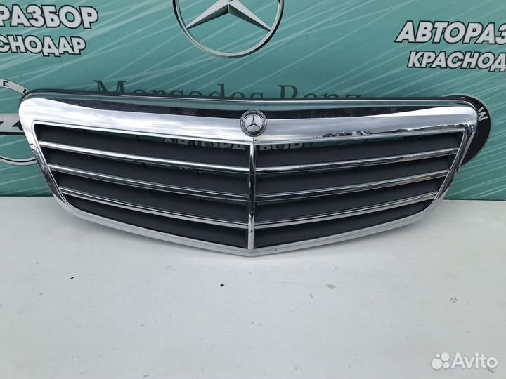 Решетка радиатора Mercedes Benz E-klasse W212