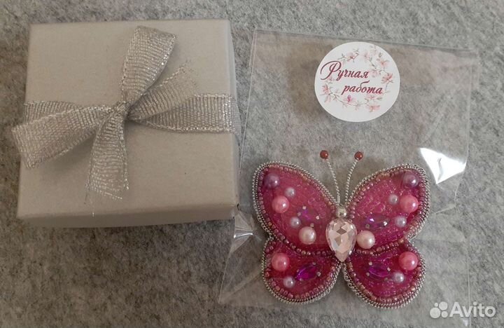 Брошь из бисера