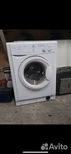 Стиральная машина indezit