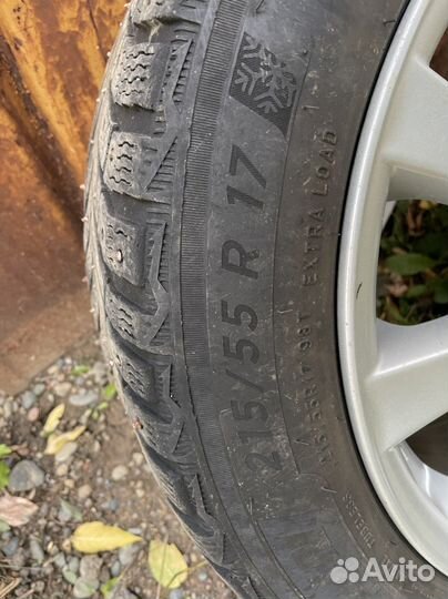 Michelin X-Ice North 4 215/55 R17