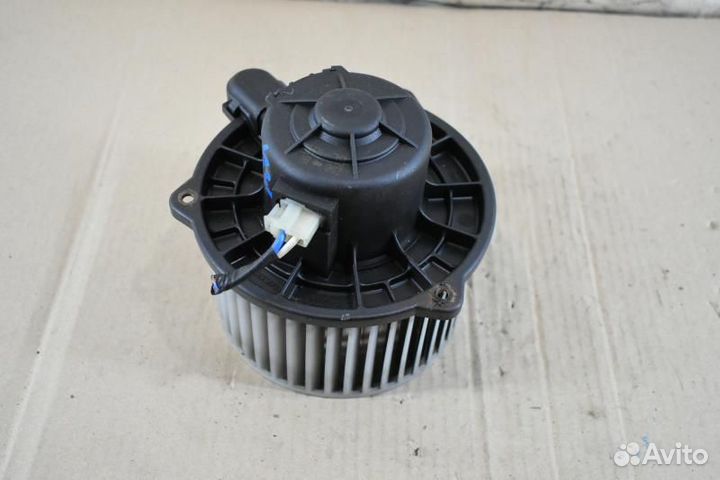 Моторчик печки Kia Sorento 1 поколение D4CB 2002