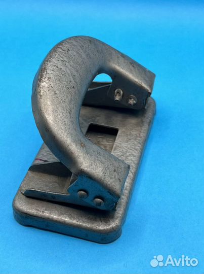 Дырокол СССР состояние рабочее