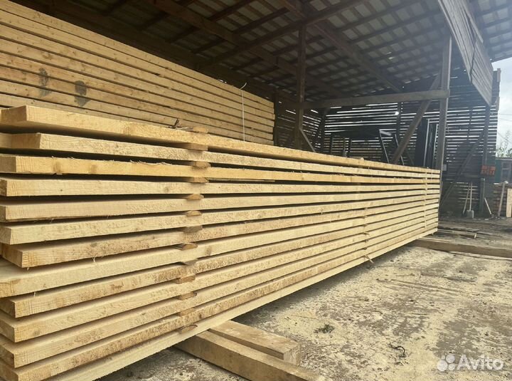 Доска пиломатериалы хвоя