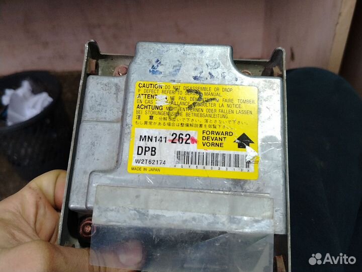 Блок подушек безопасности Lancer 9