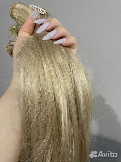 Волосы на заколках