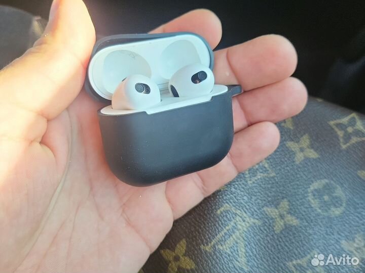 Airpods 3 оригинал гарантия до 04.2024