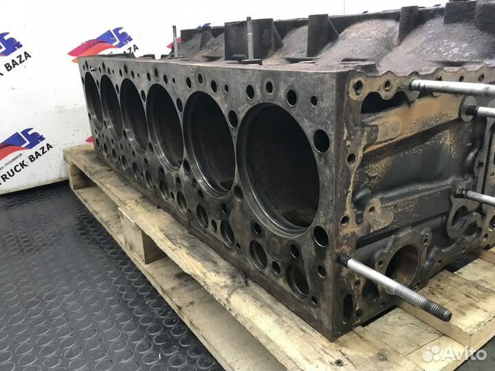 Блок двигателя