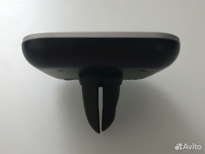 Автомобильная беспроводнная зарядка nillkin QI wir