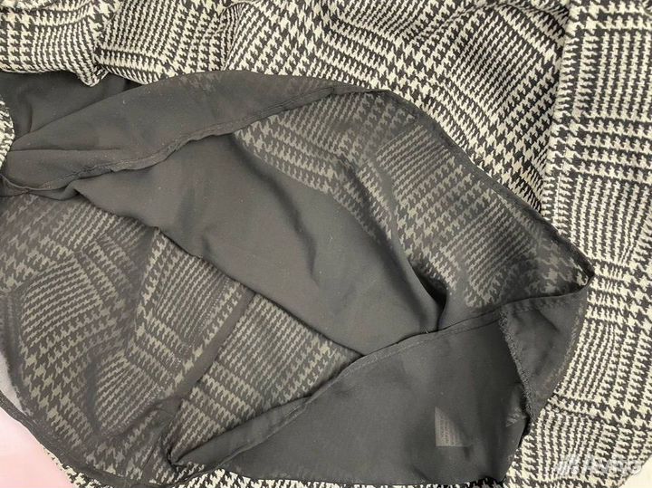 Платье женское 42 S новое гусиная лапка