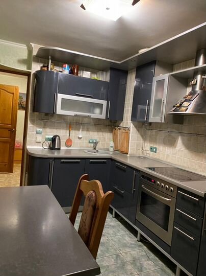 Комната 12 м² в 3-к., 10/13 эт.