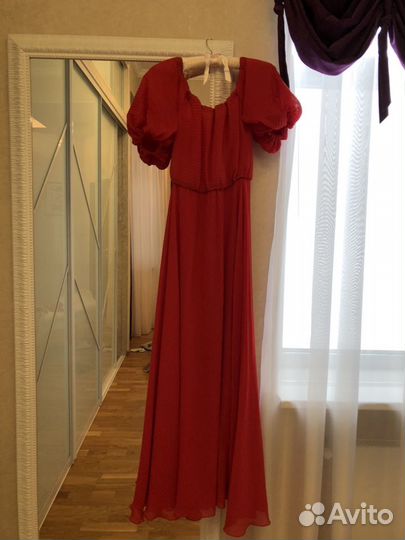 Вечернее платье