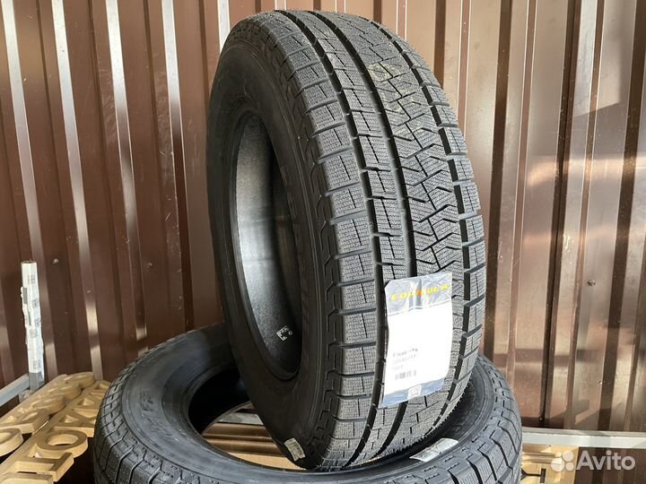Pirelli Formula Ice FR 225/65 R17 106T