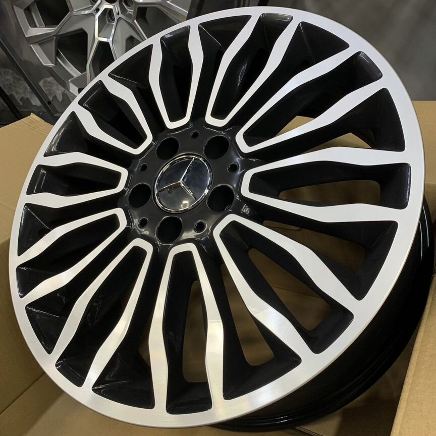 Литые диски Powcan 7.5×R18 5×112
