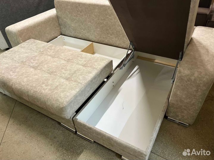 Диван с оттоманкой 