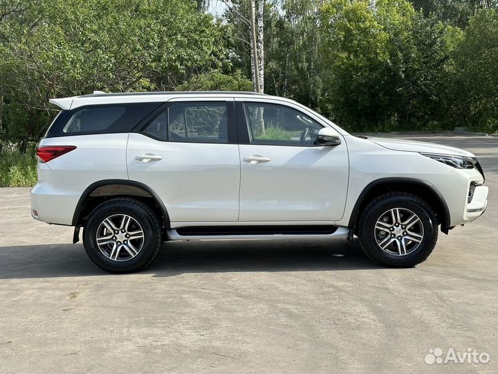 Toyota Fortuner 2.8 AT, 2022, 34 км