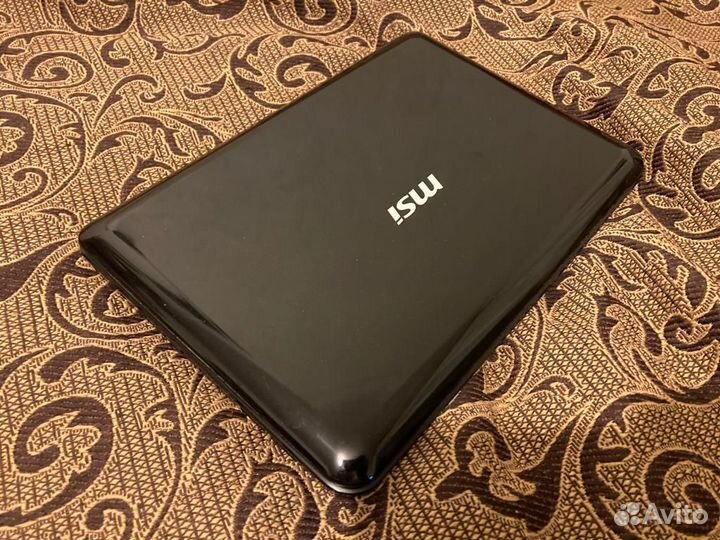 Ноутбук MSI U100