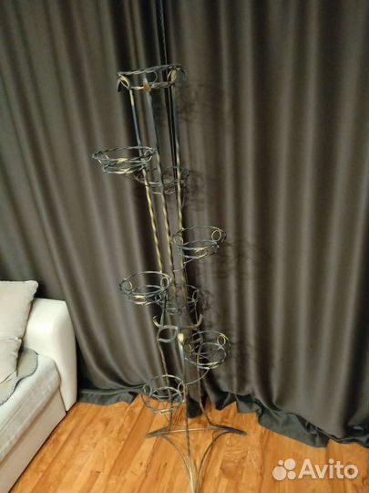 Стойка для цветов напольная