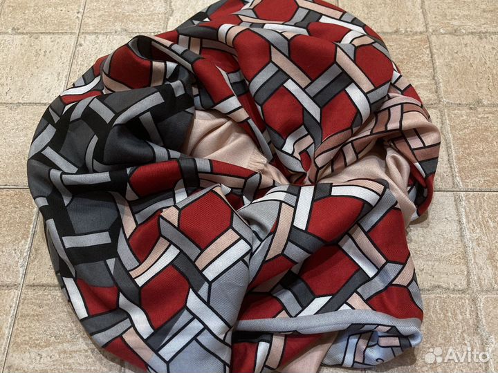 Палантин Liu Jo