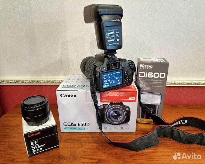 Зеркальный фотоаппарат Canon EOS 650D 18-135 +50mm