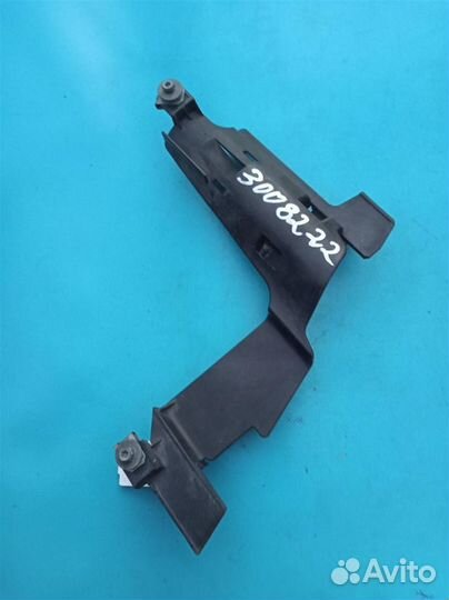 Кронштейн фар левый BMW 3-серия E46 (1998-2005)