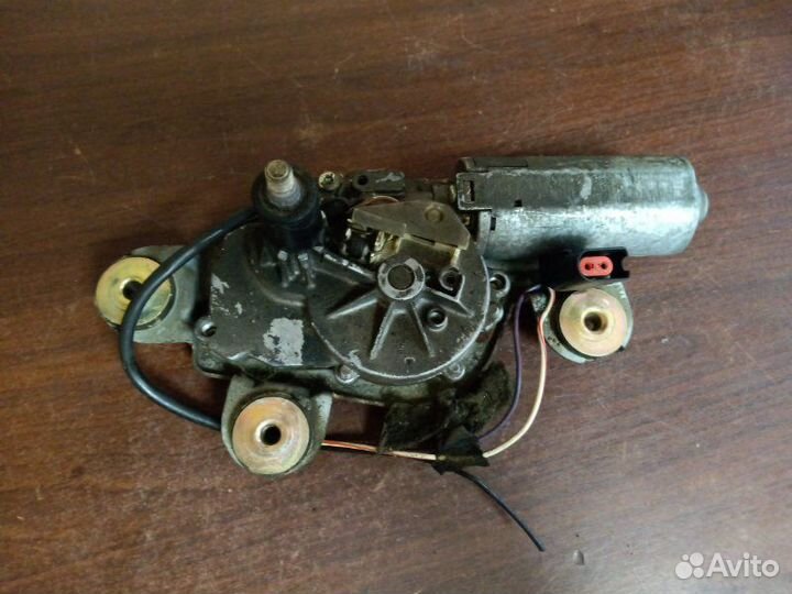 Мотор стеклоочистителя задний Ford Mondeo MK1