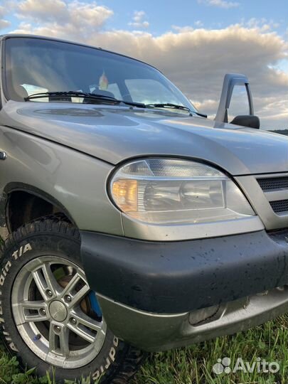 Chevrolet Niva 1.7 МТ, 2008, битый, 189 000 км