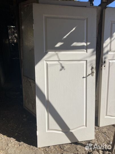 Двери белые бу