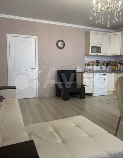 3-к. квартира, 90,9 м², 14/17 эт.